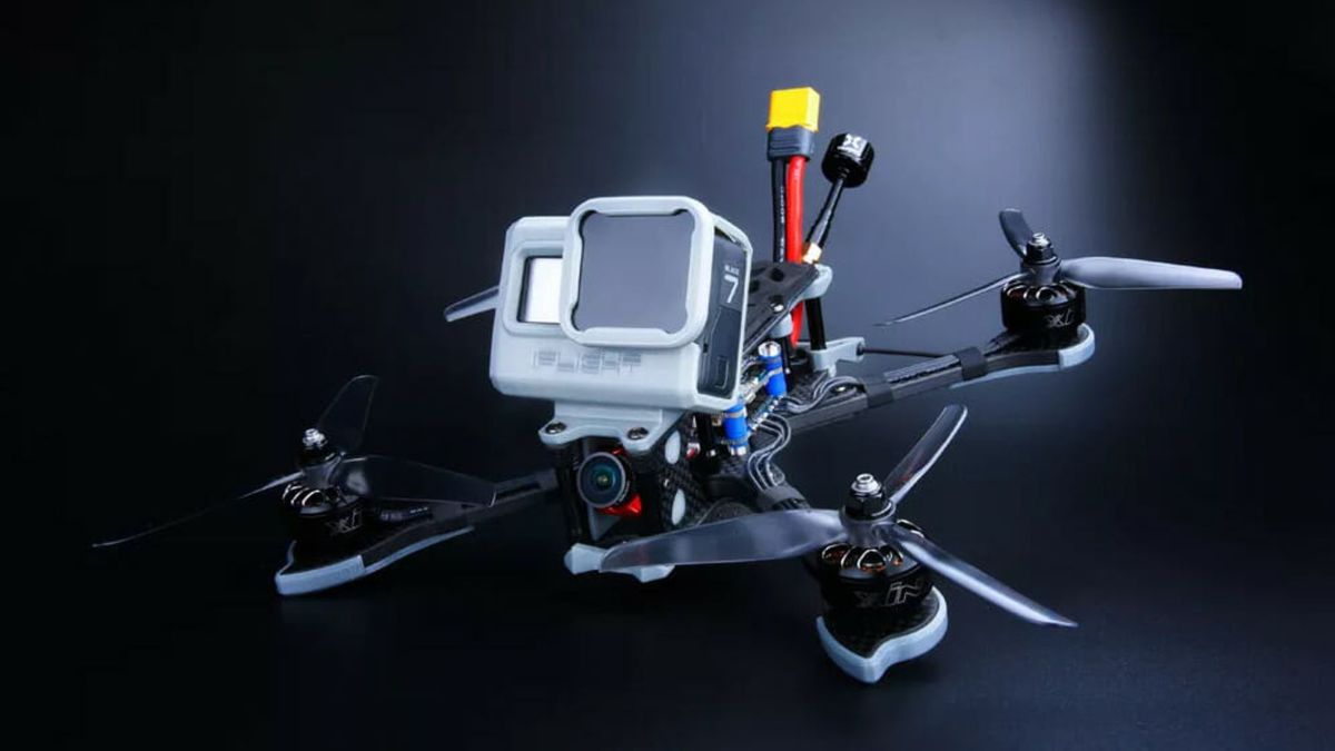 Китайський виробник FPV-дронів відмовився продавати БПЛА до України 