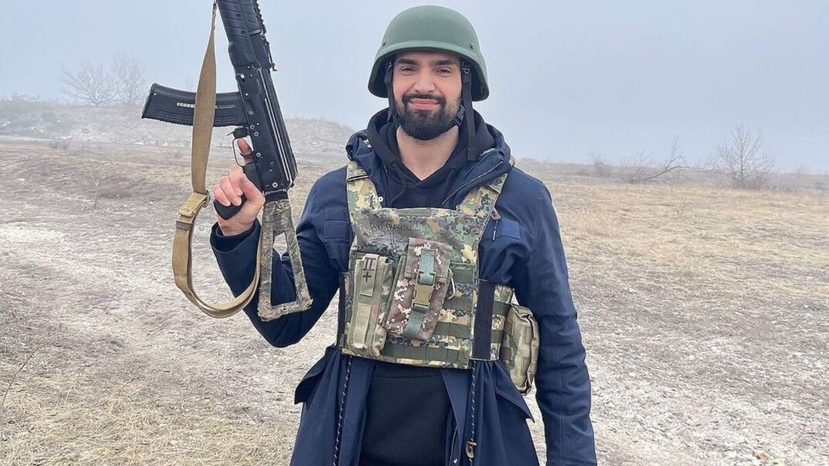 Співак Віталій Козловський отримав повістку і вступить до лав ЗСУ