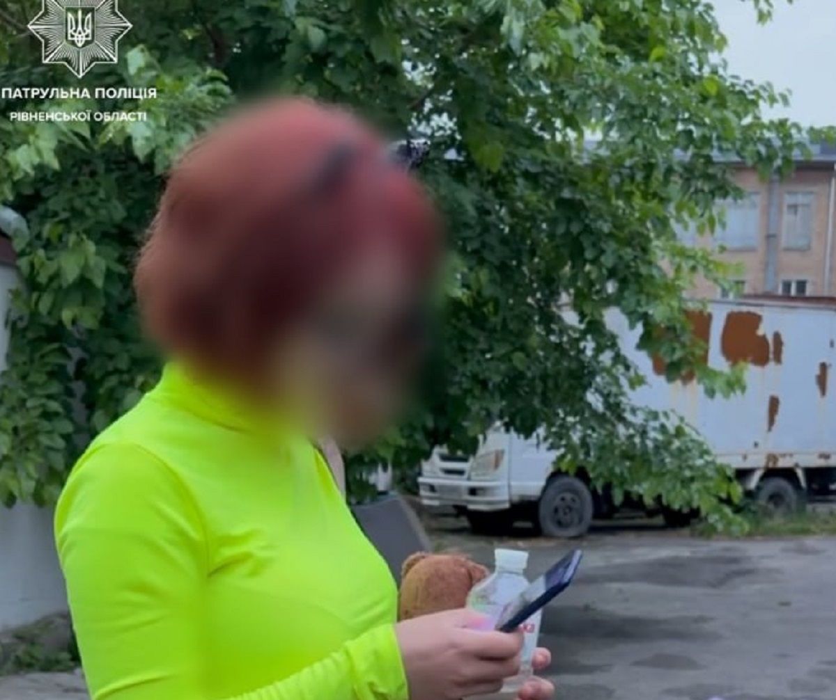 У Рівному 19-річна дівчина пропонувала підліткам купити наркотики