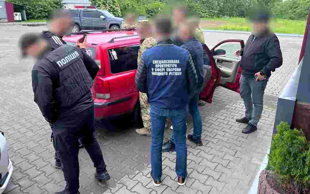 На Тернопільщині офіцер військомату вимагав 500 доларів за невилучення трактора - ZAXID.NET