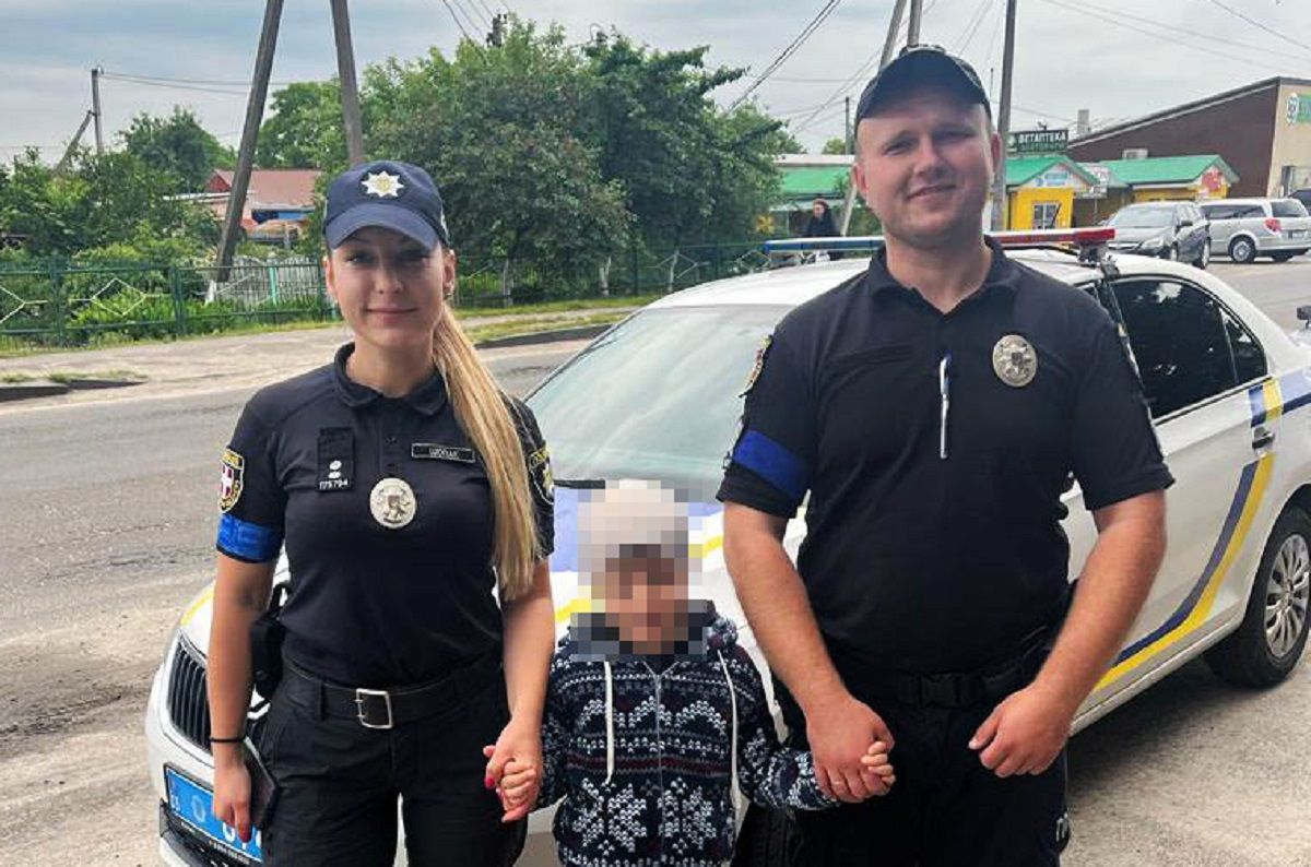 Волинська поліція розшукала 5-річного хлопчика, який заблукав у лісі