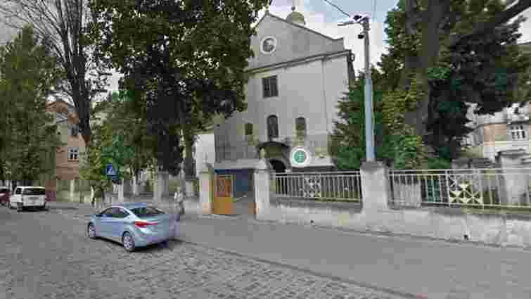 П’яний водій збив жінку на переході біля церкви у центрі Львова