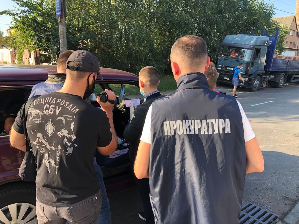 Екс-працівника ДСНС з Рівненщини оштрафували на 34 тис. грн за отримання хабара