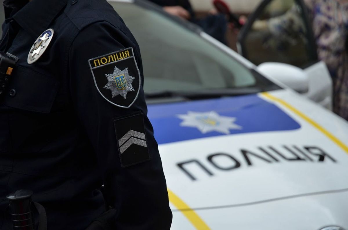 Буковинку засудили за погрози патрульним Путіним