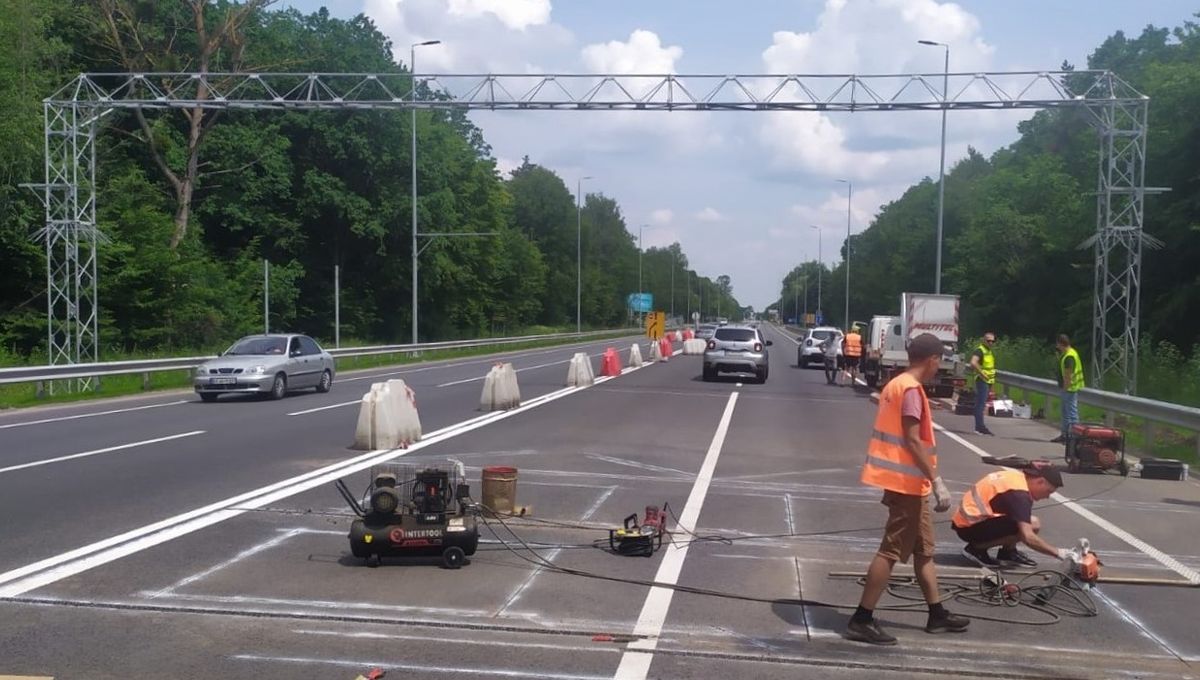 На Хмельниччині встановлюють шосту систему зважування вантажівок у русі