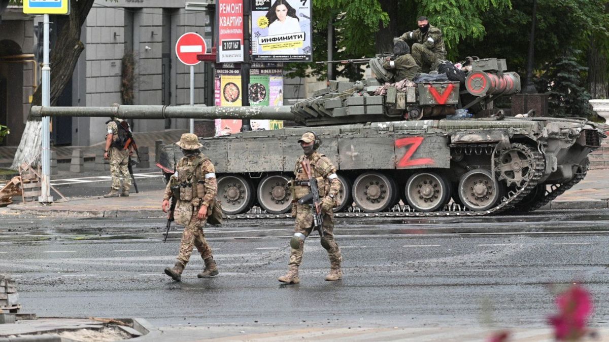 «Вагнерівці» готуються до захоплення складів з російською ядерною зброєю