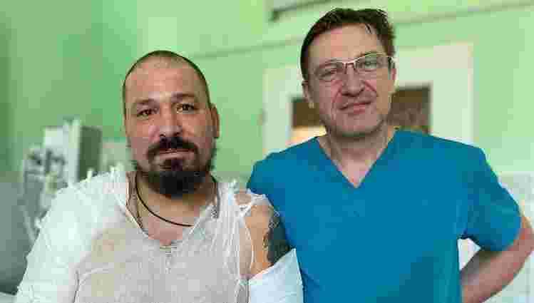 Львівські лікарі рятують розвідника з Волині з множинними опіками та переломами