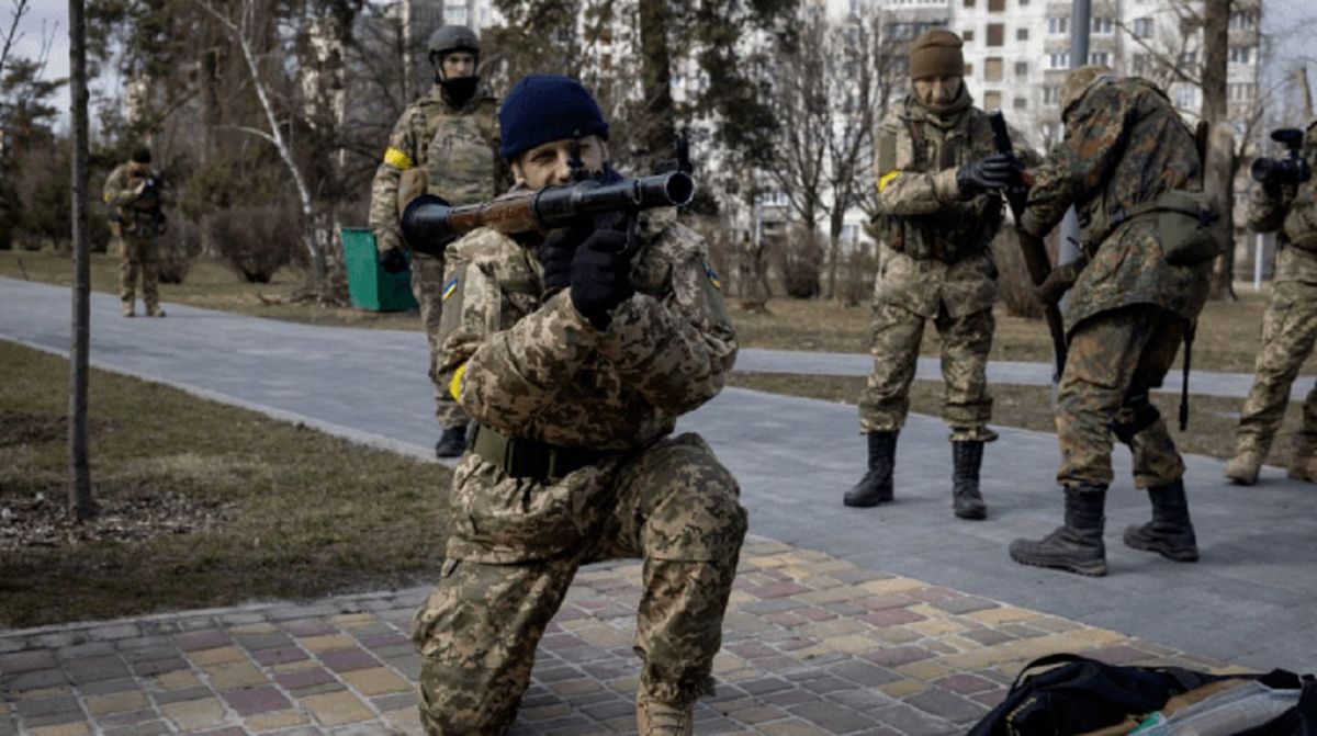 Комбата 107 бригади ТрО підозрюють у перевищенні влади