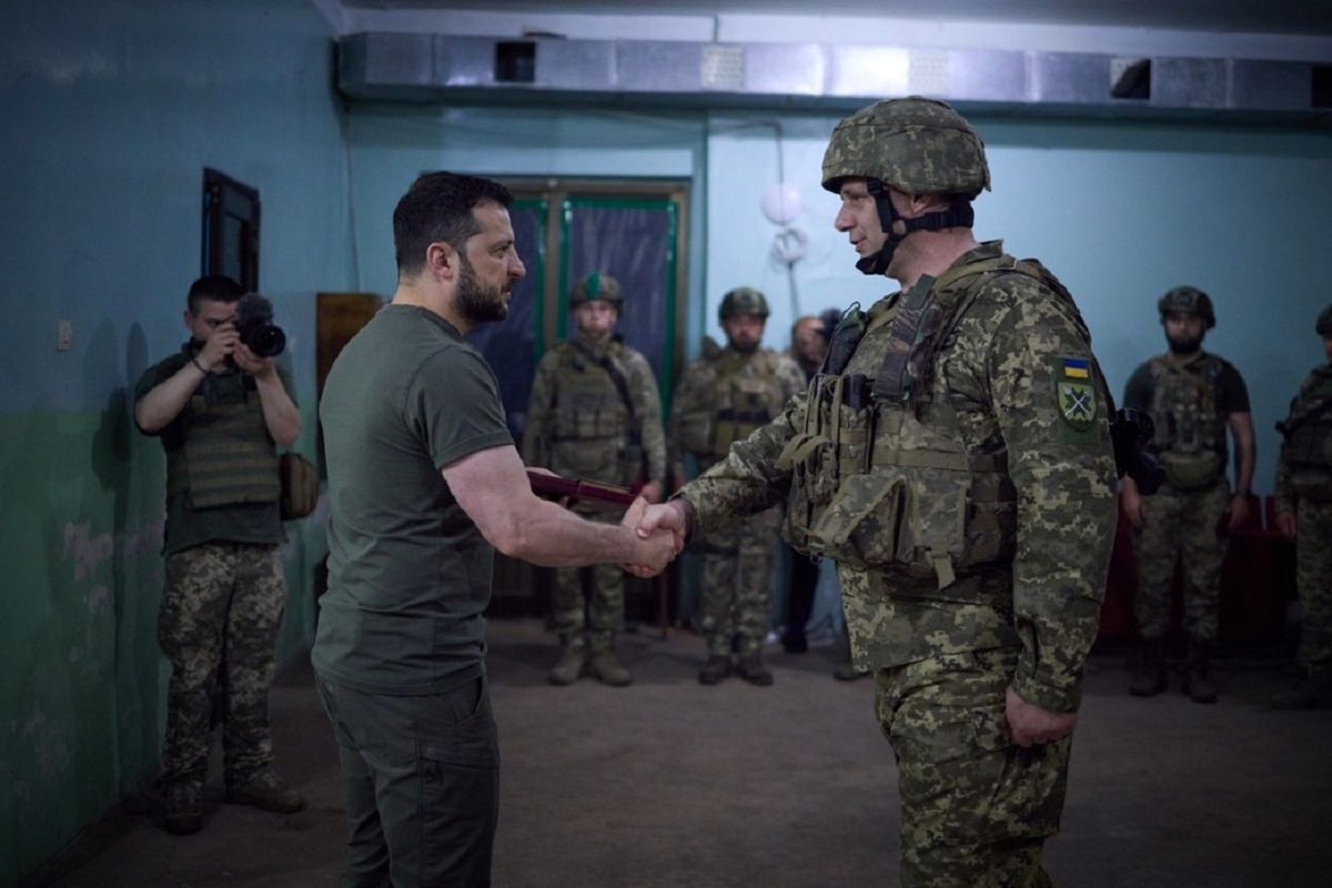 Володимир Зеленський відвідав українських бійців на передовій