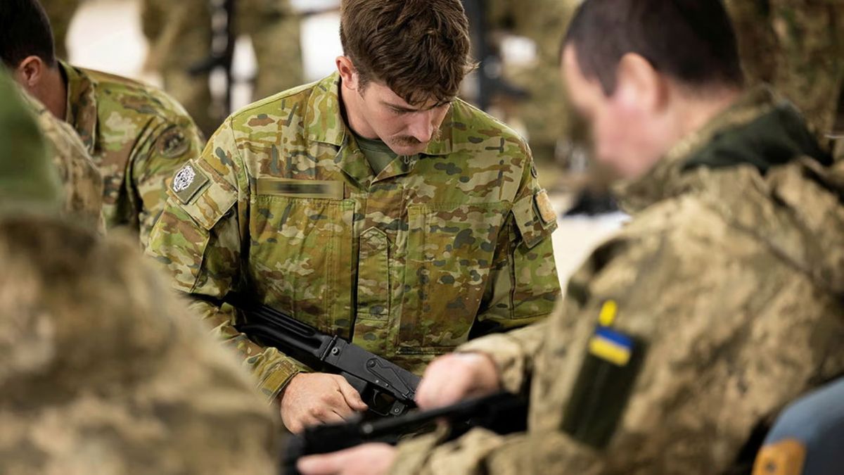 Міноборони перевірить центри комплектування на корупцію та зловживання