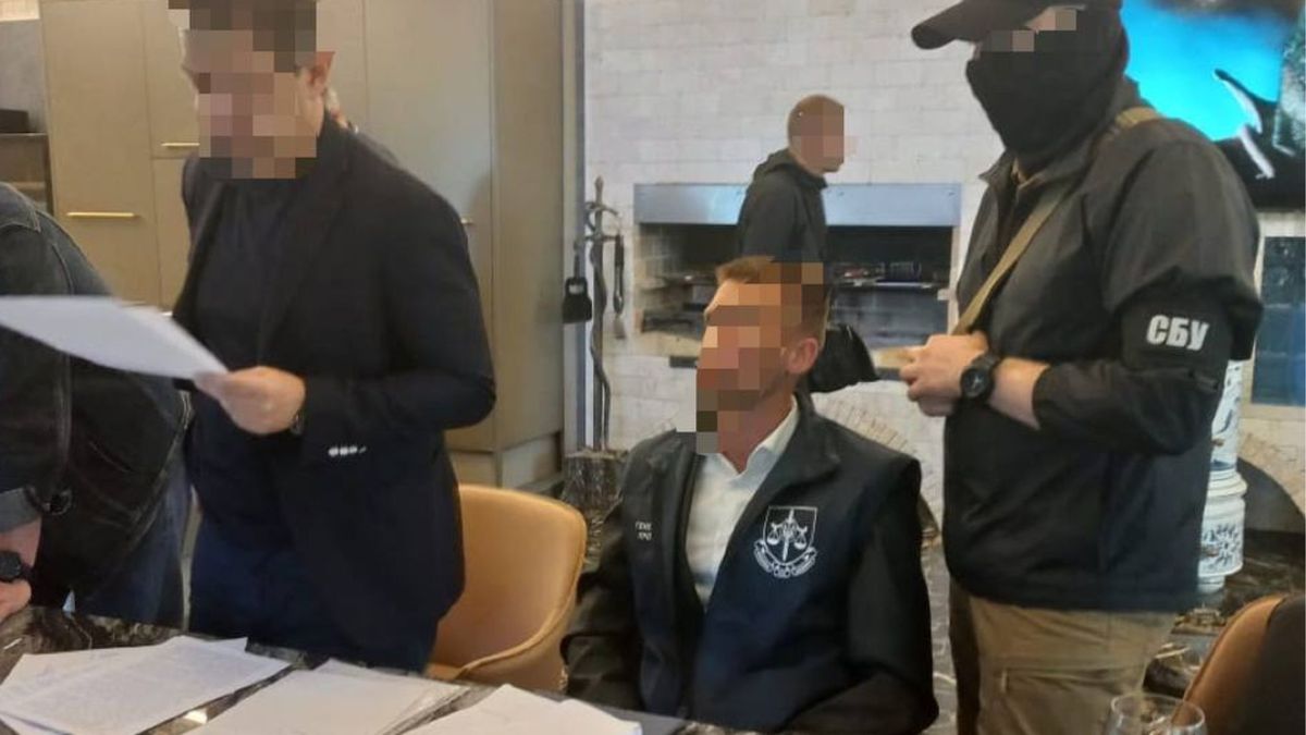 Нардепа Верховної Ради Сергія Алєксєєва викрили на вимаганні в іноземця 50 тис. доларів