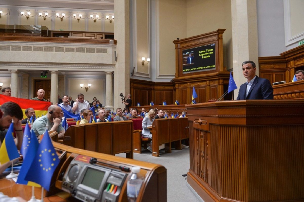 Прем’єр Іспанії в Києві пообіцяв допомогу українському бізнесу та школам