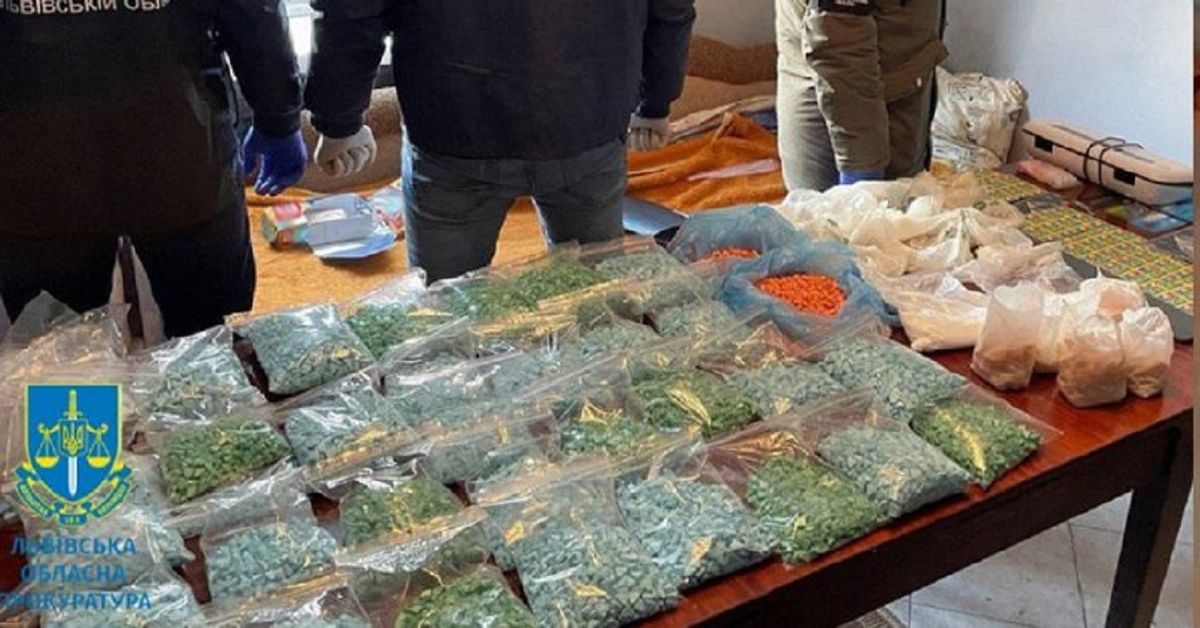 Львівський суд оголосив вирок за контрабанду та продаж оптової партії психотропів