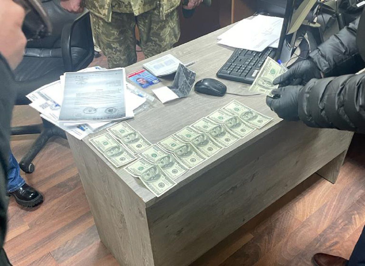 Волинський суд на 51 тис. грн оштрафував чоловіка за спробу підкупити прикордонника 
