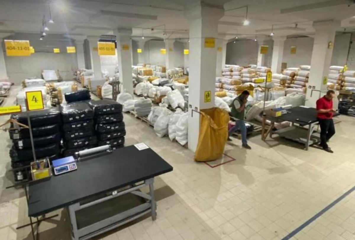 Підпільну швейну фабрику з товаром на 100 млн грн виявили на Кіровоградщині