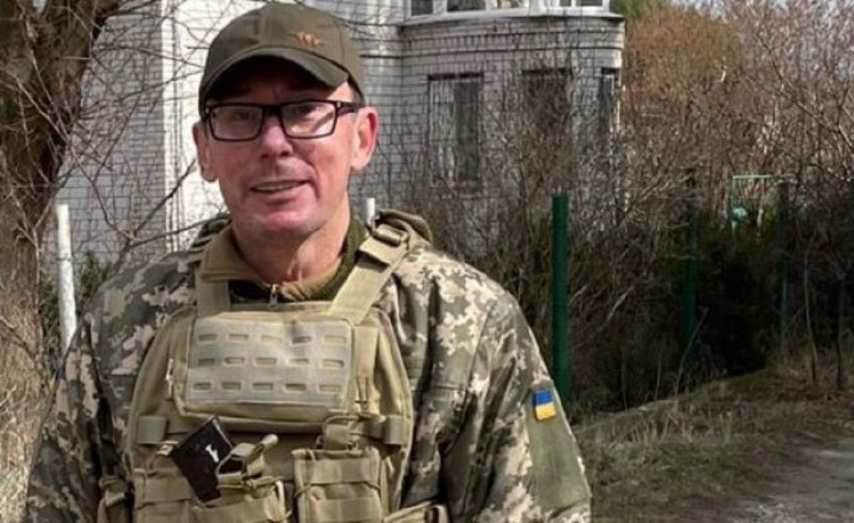 Юрій Луценко повідомив, що залишає Збройні сили України через інвалідність