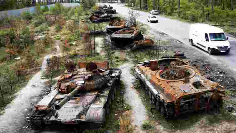 Україна наздогнала Росію за кількістю танків та деяких інших видів озброєння, – Bloomberg