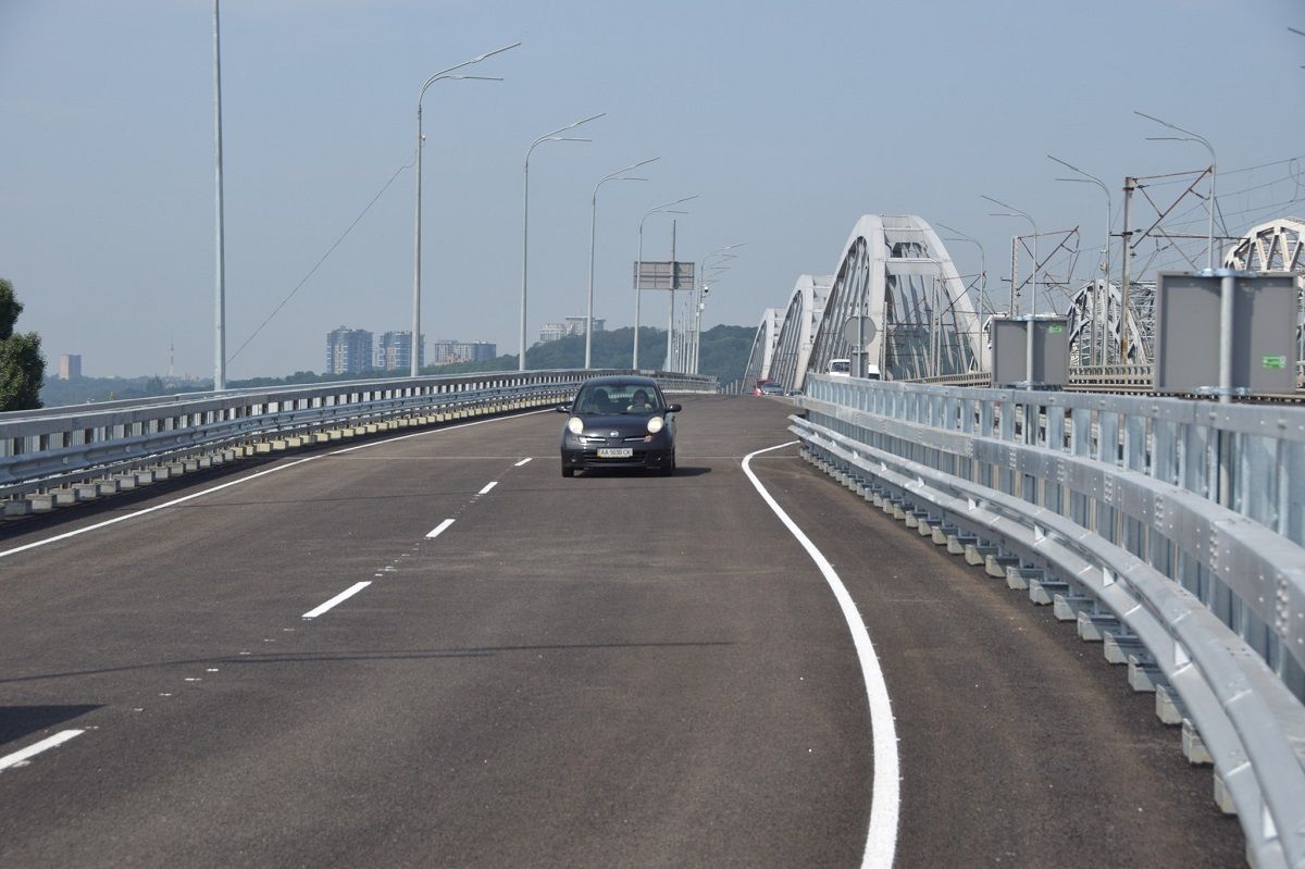У Києві завершили будівництво Дарницького мосту, яке тривало понад 10 років