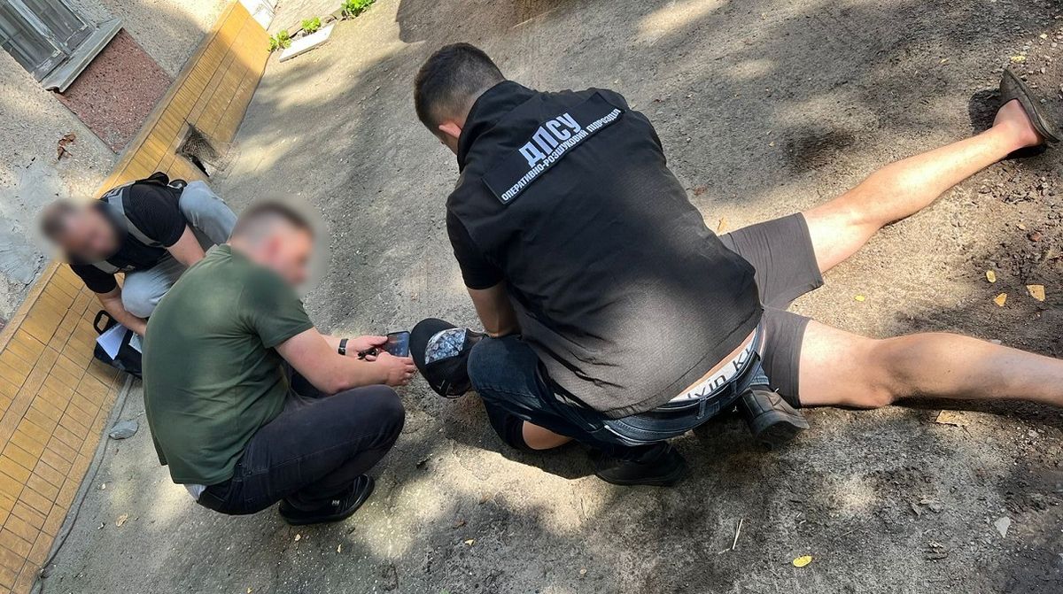 21-річного львів’янина затримали за продаж ухилянтам посвідчень про інвалідність