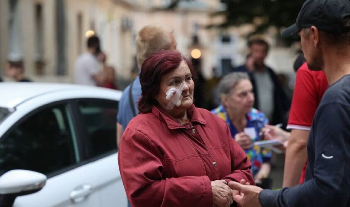 Медики повідомили про стан постраждалих від ракетного удару львів’ян