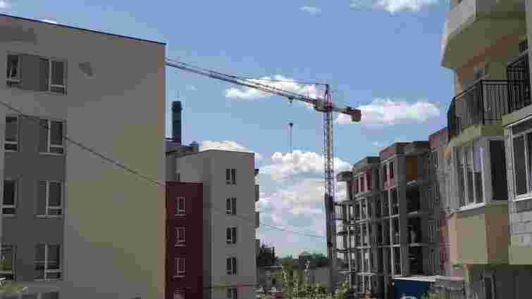 Вкладники львівської будівельної компанії звинуватили забудовника у шахрайстві