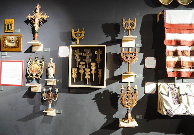 Народне мистецтво також представлено на виставці