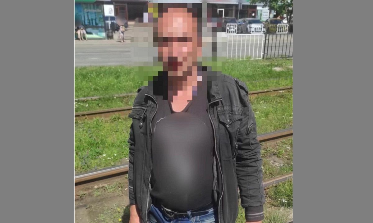 Поліція затримала 42-річного львів'янина за побиття двох школярок