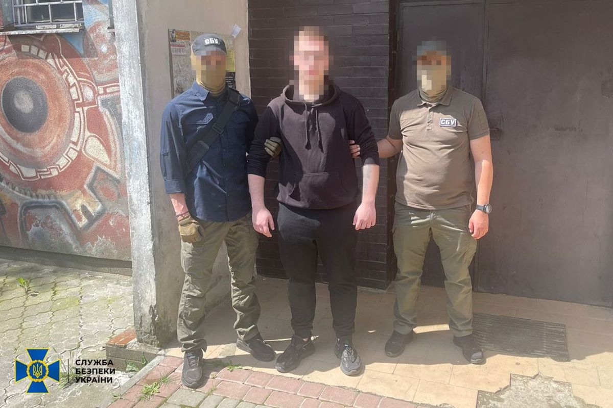 СБУ на Закарпатті затримала шпигуна, який допомагав росіянам окупувати Сєвєродонецьк