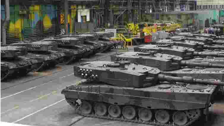 Пошкоджені в Україні танки Leopard 2 ремонтуватимуть в Німеччині та Литві