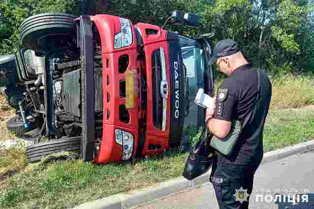 Батько з 16-річною донькою загинули у ДТП неподалік Хмельницького