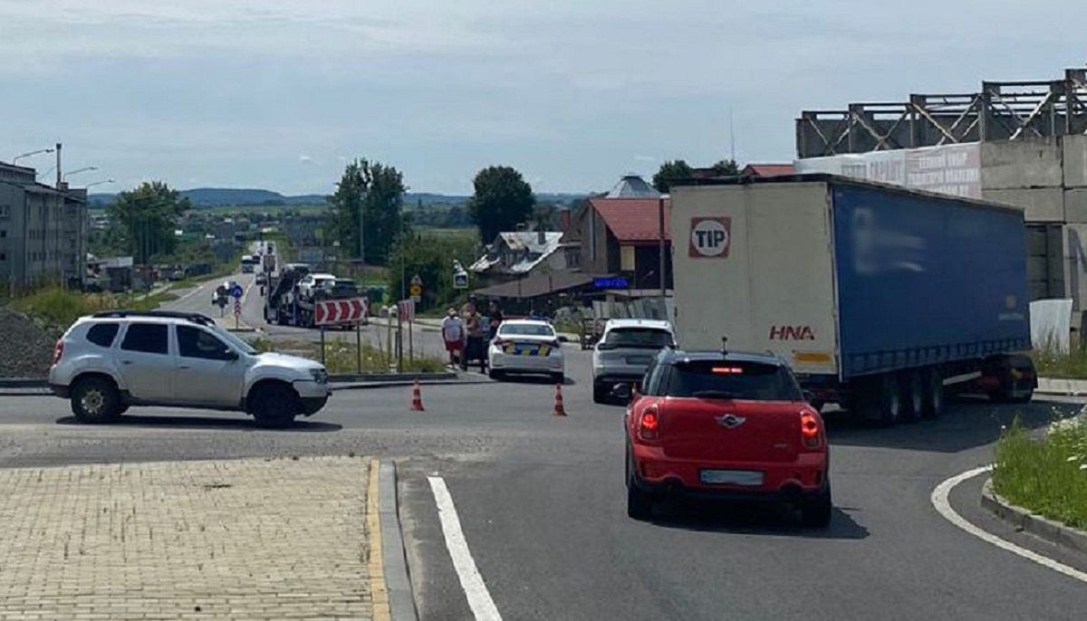 На Львівщині у ДТП травмувалися двоє велосипедистів 