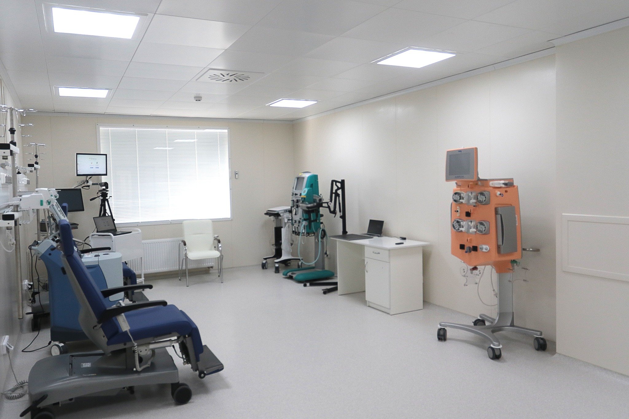 У відділенні відбуватиметься замкнений цикл надання допомоги: від ініціальної діагностики до проведення трансплантації кісткового мозку (фото Першого медоб'єднання)