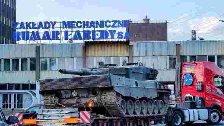 У Польщі запрацював завод з ремонту українських танків Leopard