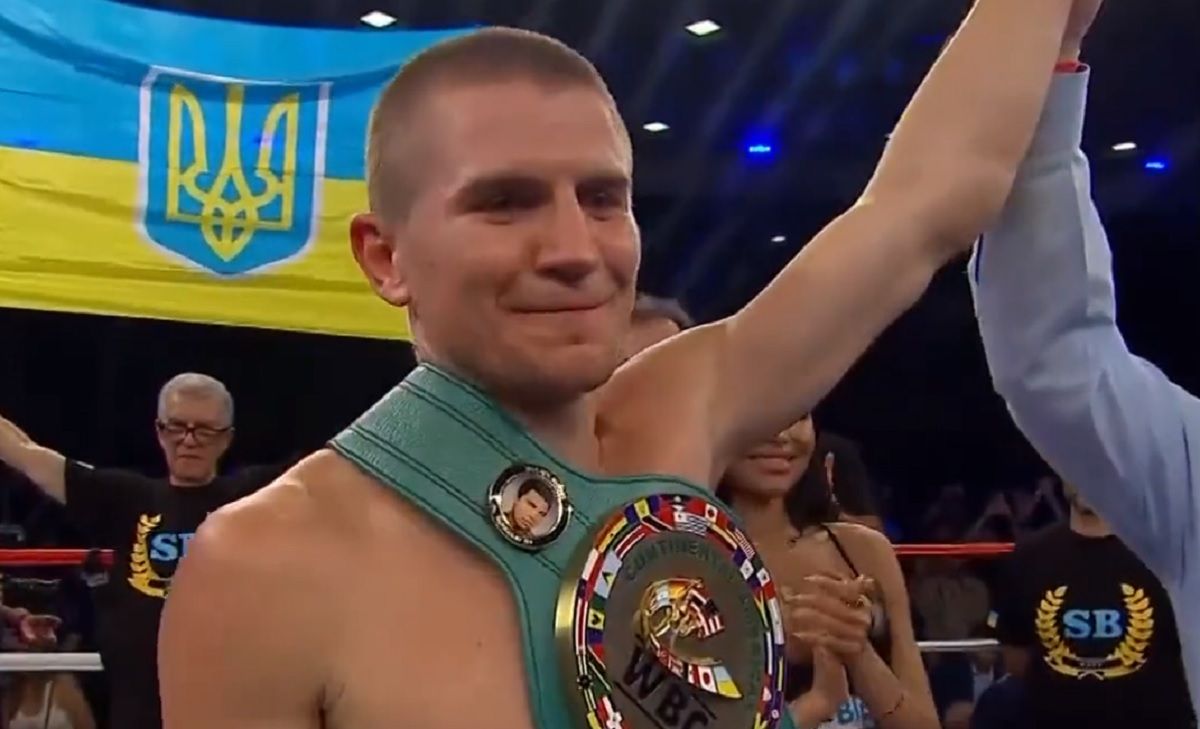 Український боксер нокаутував суперника в першому раунді чемпіонського поєдинку