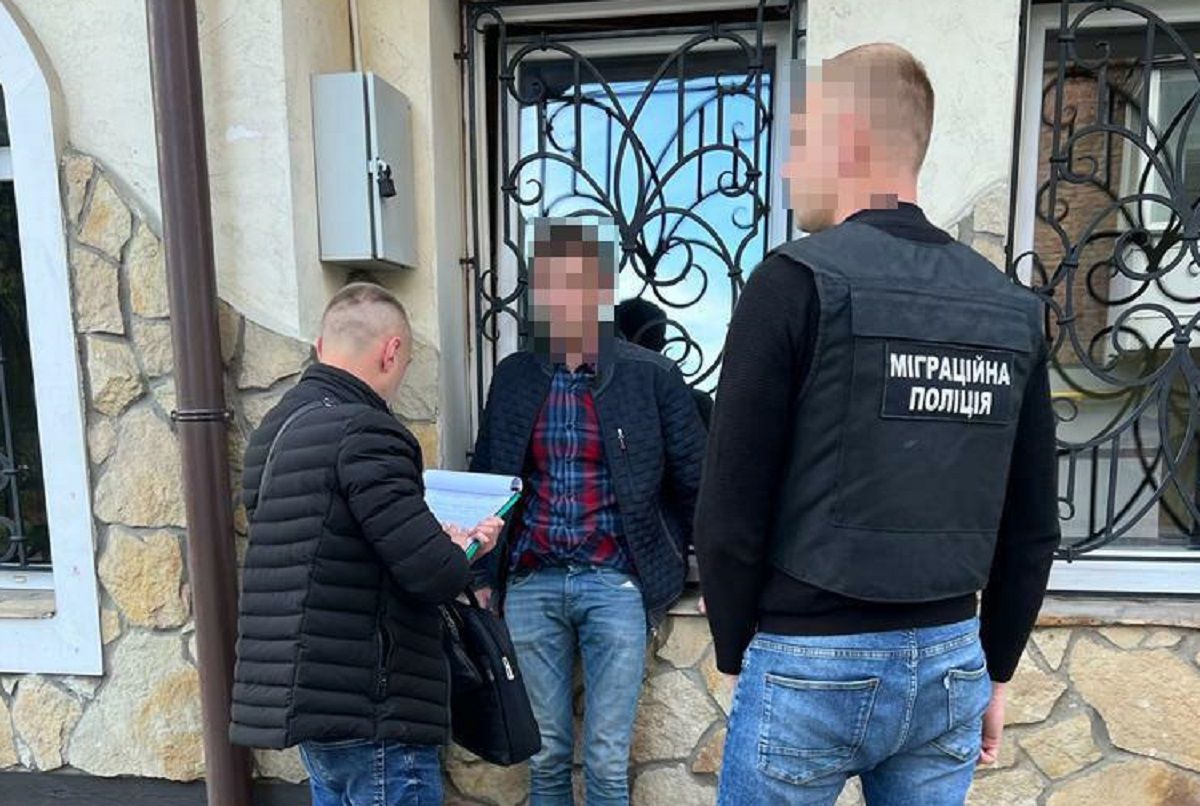 Суд призначив умовне покарання 27-річному сутенеру з Рівного