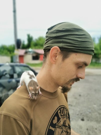 Від лютого Максим Таранов служить в медичній евакуаційній роті на фронті