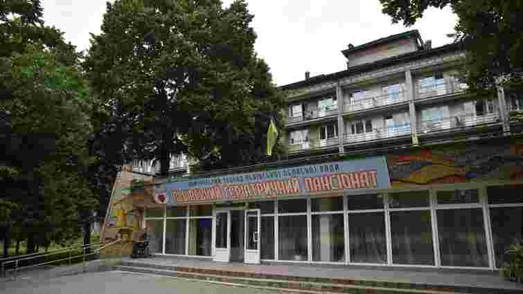 Львівська облрада відреагувала на численні порушення у геріатричному пансіонаті