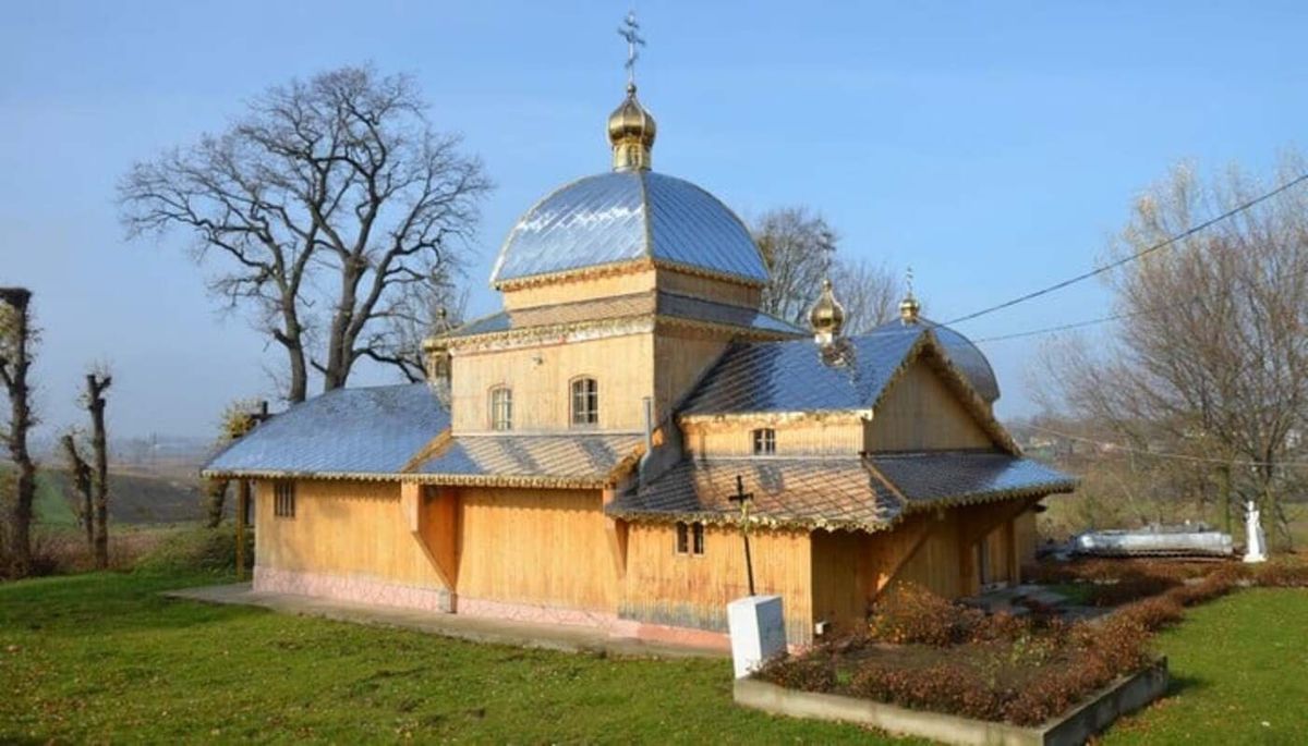 Громада ПЦУ судиться з Львівською ОВА та громадою УПЦ МП через церкву