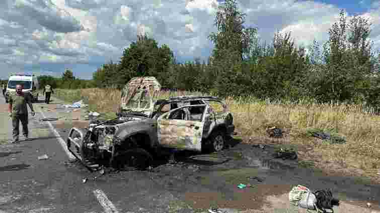 На Рівненщині перекинувся і загорівся автомобіль, троє загиблих