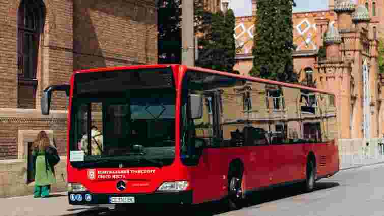 З 1 серпня у Чернівцях перейдуть на безготівкову оплату в комунальних автобусах 