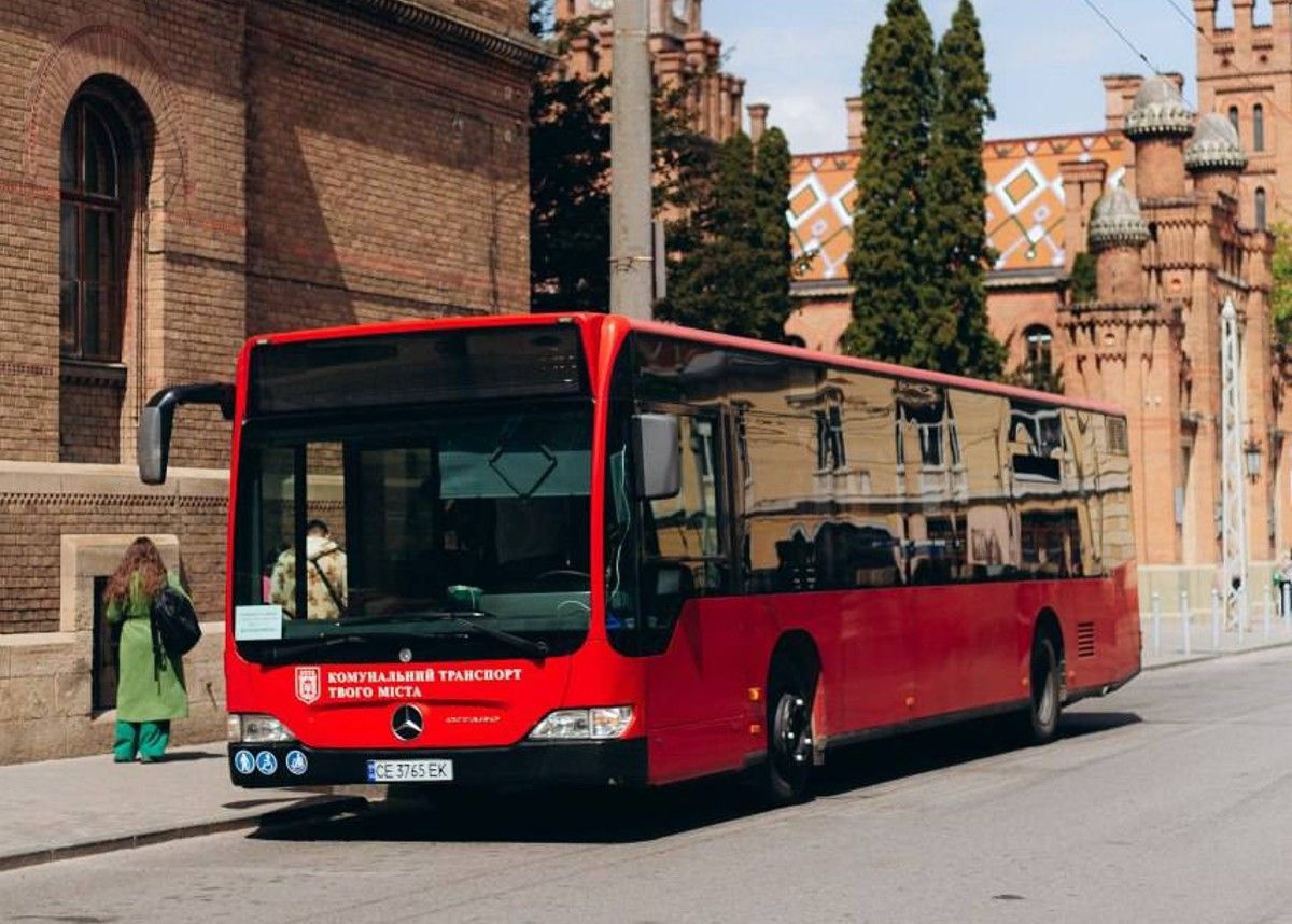 З 1 серпня у Чернівцях перейдуть на безготівкову оплату в комунальних автобусах 