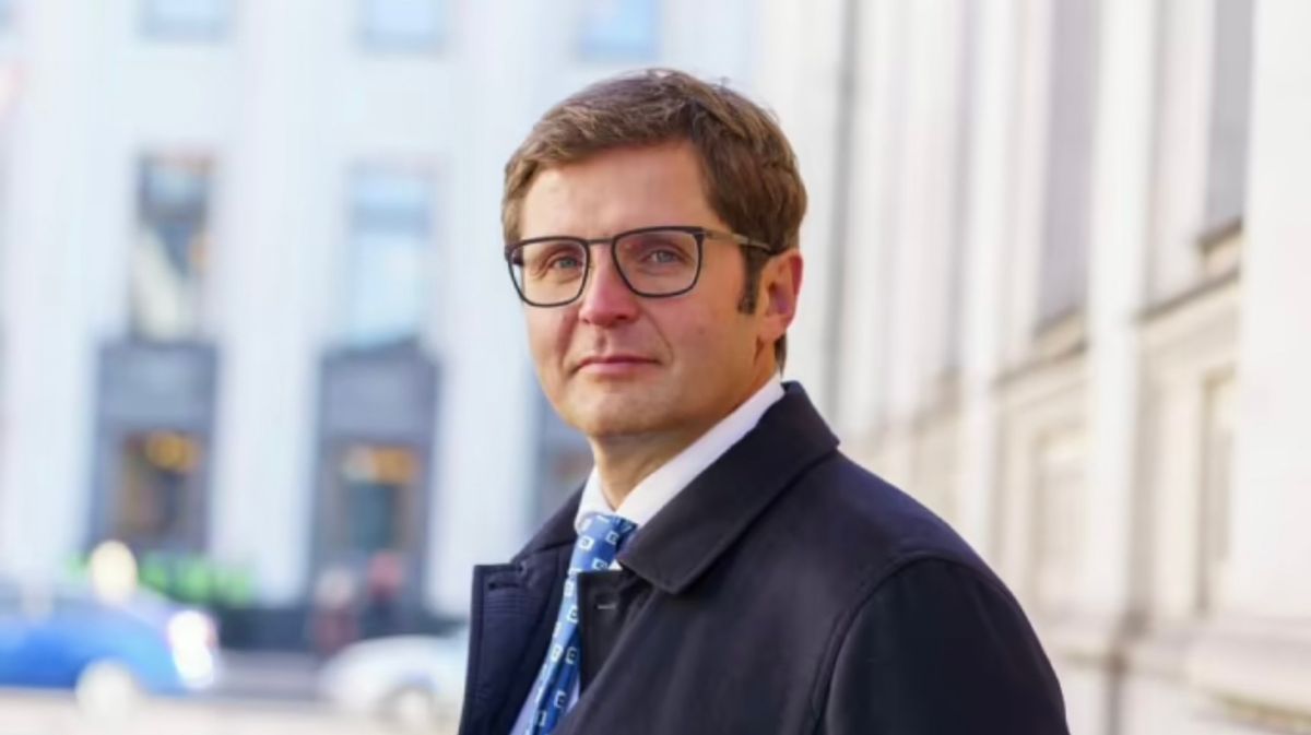 Нардеп «Слуги народу» Андрій Холодов подав заяву на складання депутатського мандату 