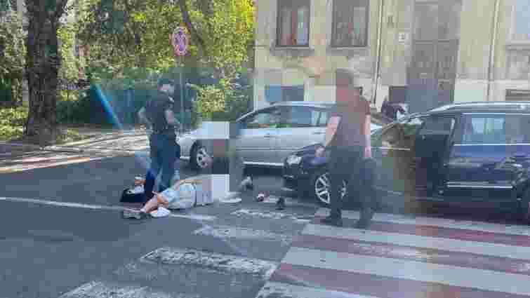 Водій Volkswagen Passat збив пішохода на переході у Львові