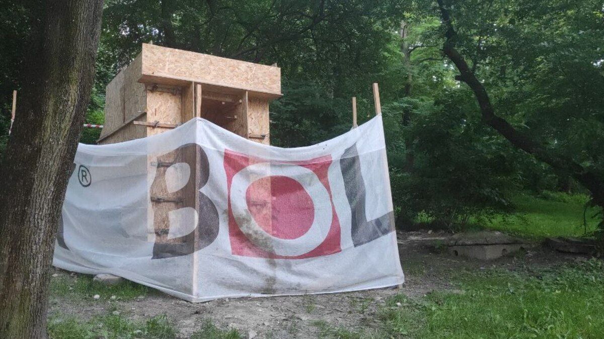У центрі Львова відновлюють бомбосховище радянського періоду на 10 кімнат