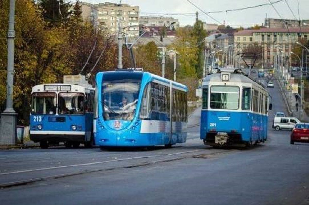 У Вінниці під час хвилини мовчання зупинятиметься громадський транспорт