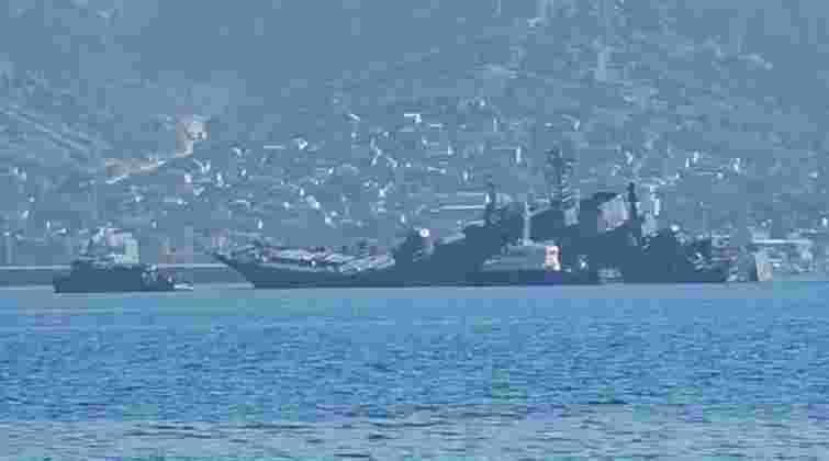 Надводні дрони ЗСУ підбили великий десантний корабель армії РФ в Новоросійську