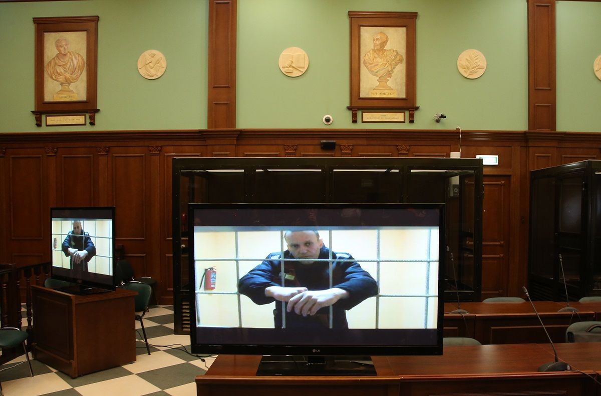 Російського опозиціонера Алєксєя Навального засудили до 19 років в’язниці