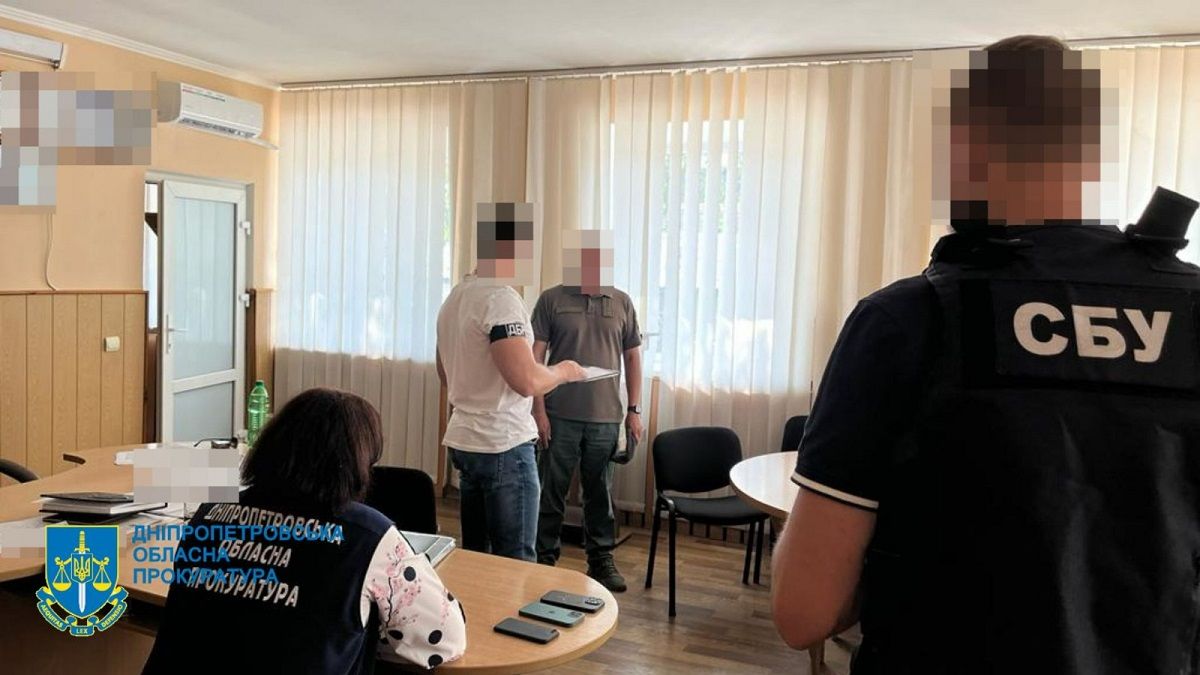 Начальника Дніпровської виправної колонії затримали за хабарництво