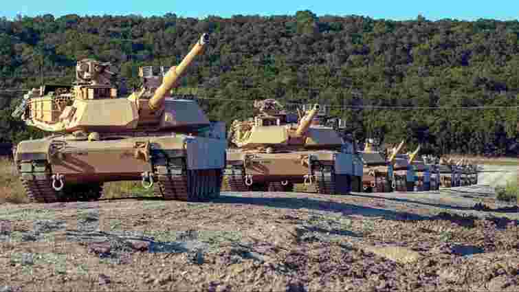 США офіційно схвалили передачу першої партії танків Abrams в Україну