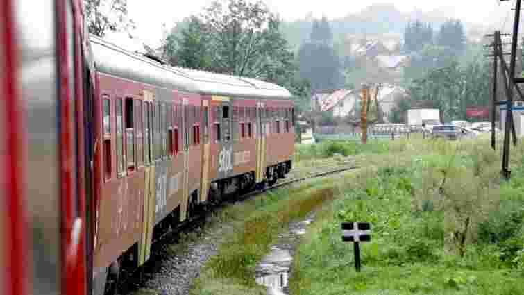 Польський залізничний перевізник хоче запустити поїзди з Сяніка до Хирова